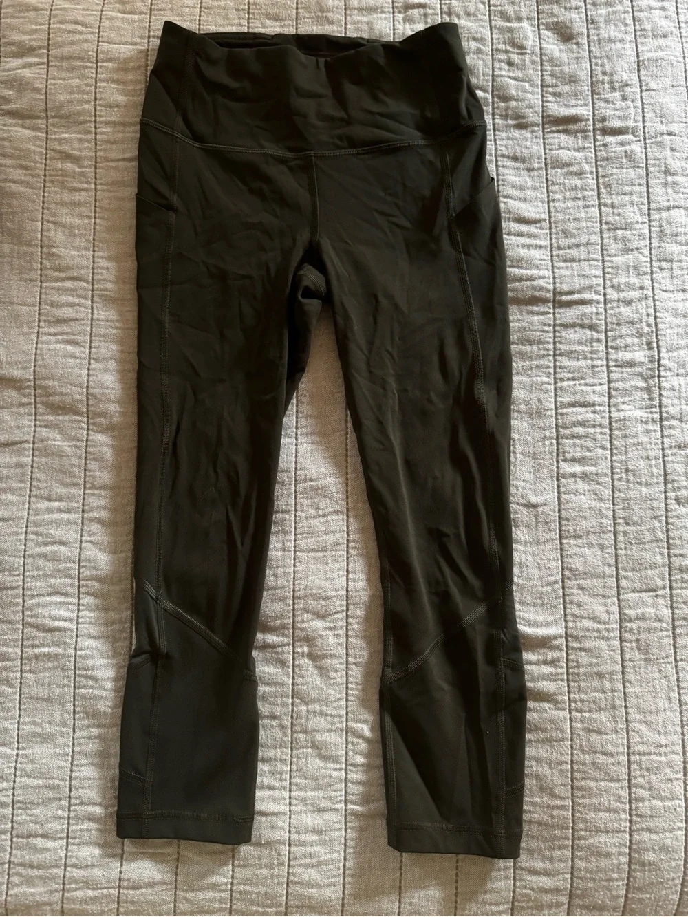 lululemon athletica Green Capri Leggings
